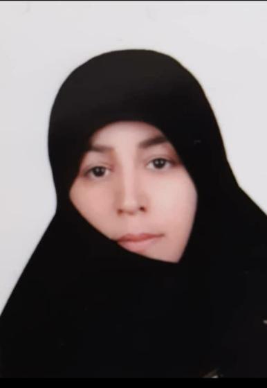 زهرا نادری