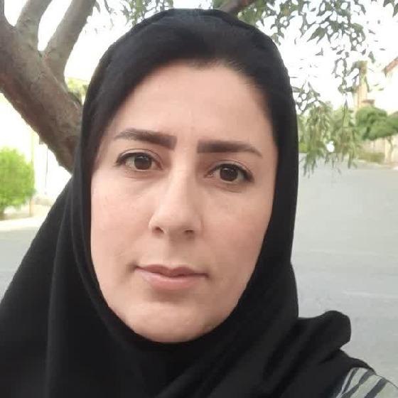 نگار قهرمانی